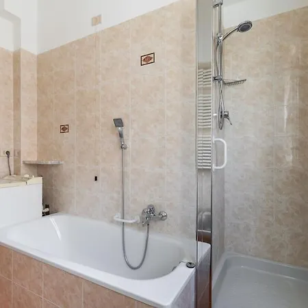 Apartamento Camarco, A Pochi Passi Da Erbosa Bolonia