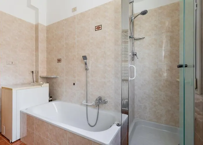 Apartment Camarco, A Pochi Passi Da Erbosa Bologna